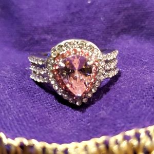 Fashion jewelry silver ring.. pink stone..brand new..size 7.5 - 8
